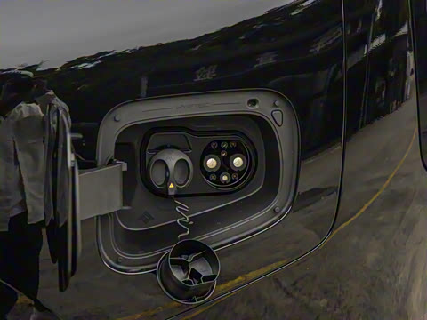 2025�� �Ŀ� 350 Max���������״��