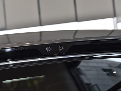 2025�� Ultra ���ܻ��°�