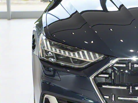 2025�� 45 TFSI quattro ������