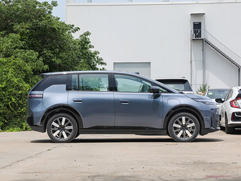 2026�� 610 �����״�Ultra