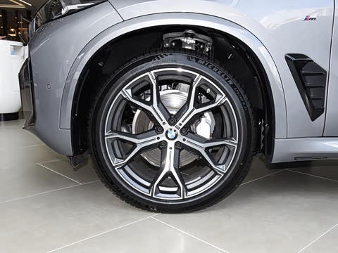2026�� �Ŀ� xDrive 30Li ������M�˶���ҹ��װ