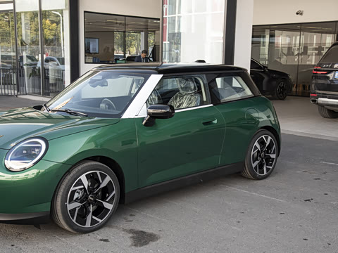 2026�� 463km COOPER SE ������