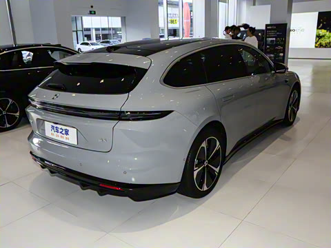 2025�� 100kWh Touring