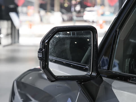 2026�� 2.0TD XWD ����