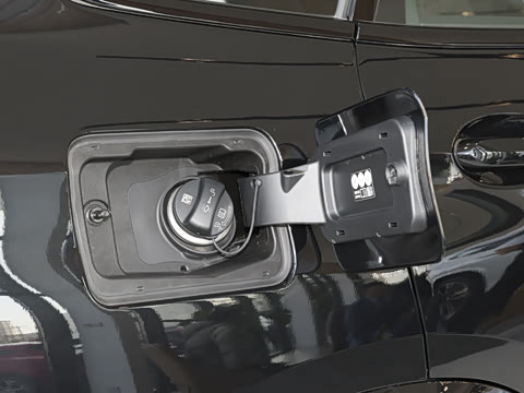 2026�� �Ŀ� xDrive 40Li M�˶���ҹ��װ