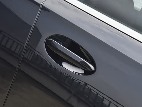 2026�� xDrive40i M�˶���װ
