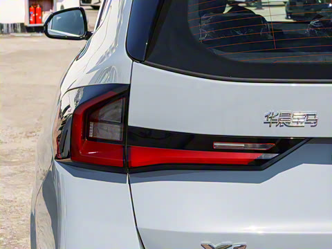 2025�� sDrive25Li M�˶���װ