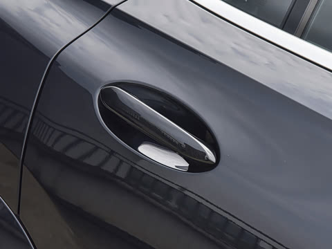 2026�� xDrive40i M�˶���װ