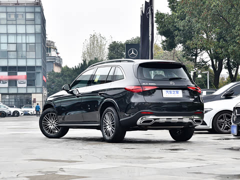 2026�� GLC 300 L 4MATIC ������ 5��