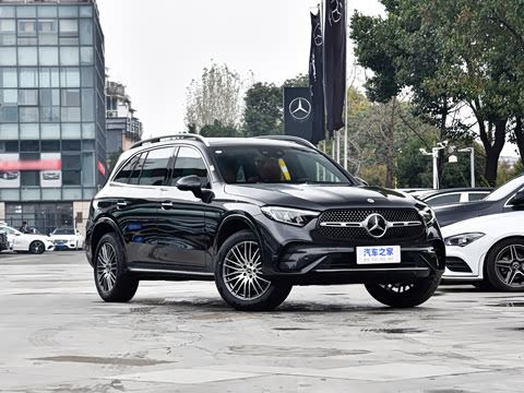 2026�� GLC 300 L 4MATIC ������ 5��