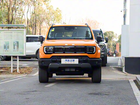 2025�� Ԫ�����а�