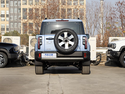 2025�� Ԫ�����а�