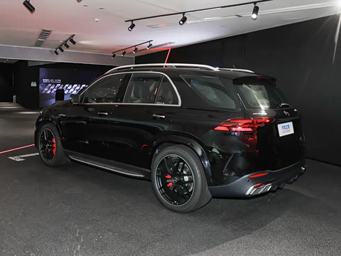 2025�� AMG GLE 63 S 4MATIC+