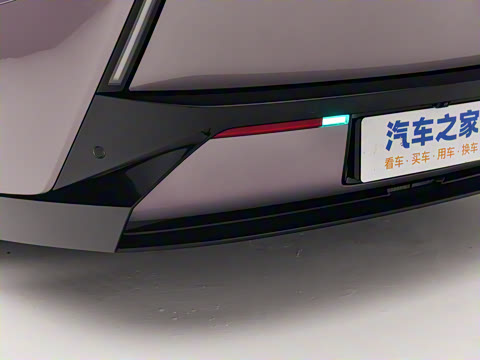 2025�� 750 ���������� Ultra