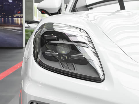 2026�� Panamera ������ 2.9T