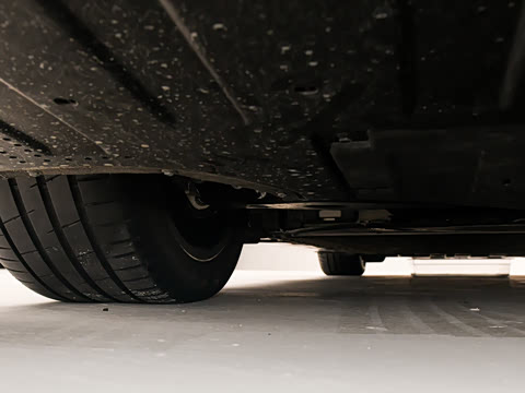 2025�� 750 ���������� Ultra