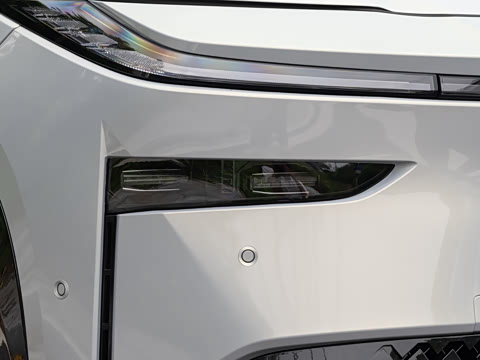 2026�� 610 Max