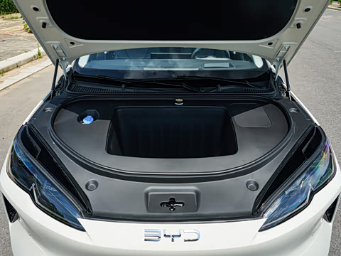2027�� EV 530KM������
