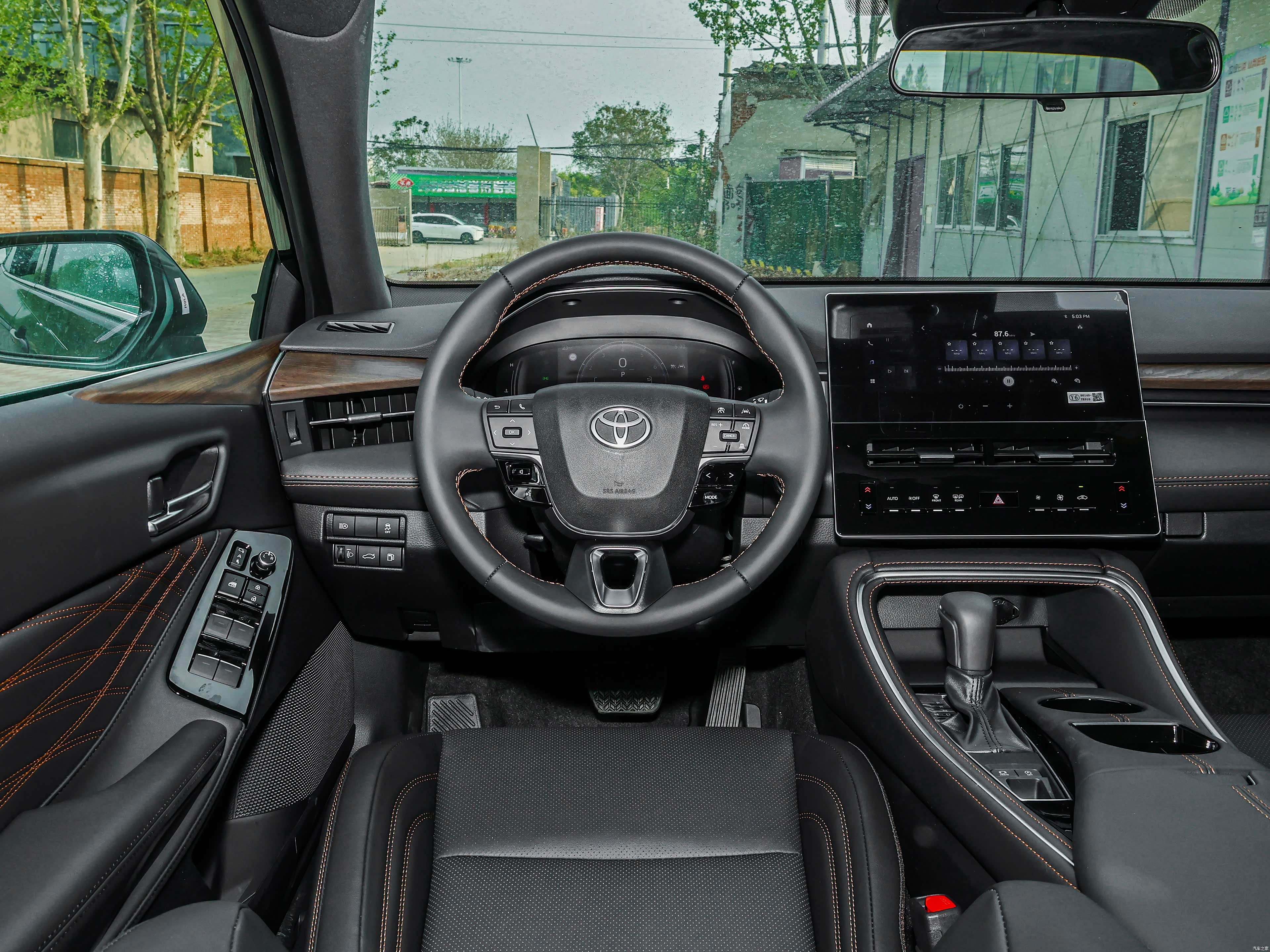 Toyota Avalon, миниатюра 10