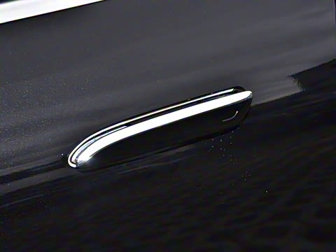 2026�� E 300 L �����˶���