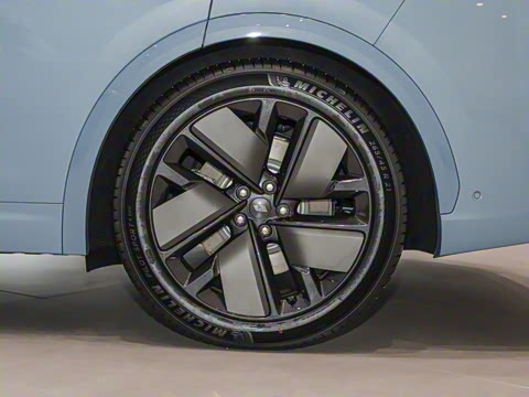 2025�� Pro ���ܻ��°�