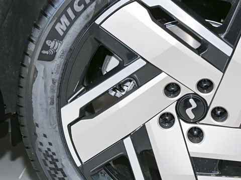 2025�� Max ������