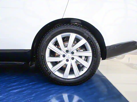 2025�� 3.0 L6 400PS ʢ���ӳ���