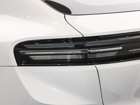 2026�� Macan ��������
