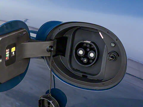 2025�� 463km COOPER SE ������