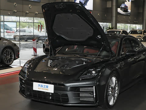 2026�� Panamera ������ 2.9T