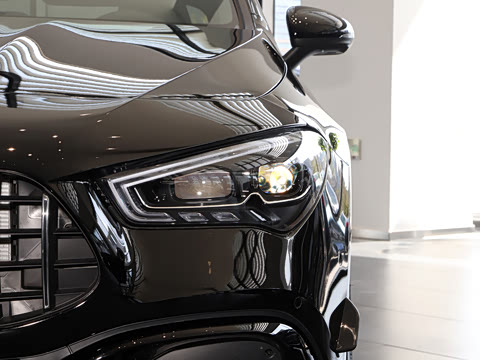 2025�� AMG CLA 45 S 4MATIC+