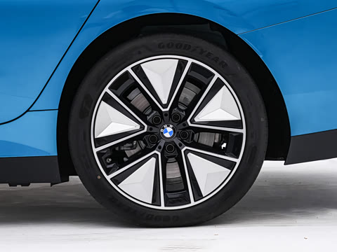 2026�� �Ŀ� eDrive 40L ��ҹ��װ