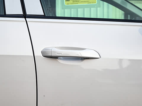 2025�� allroad quattro ̽���� 55 TFSI ����ԽҰ��