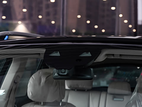 2025�� �Ŀ� GLE 450 4MATIC ������