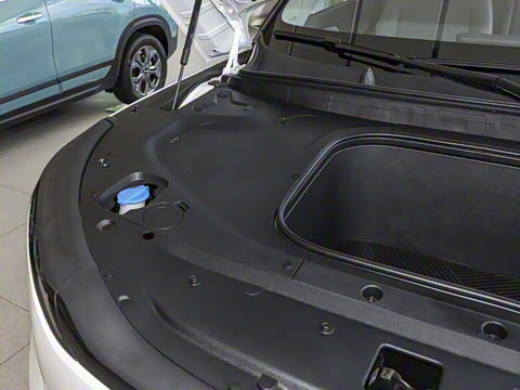 2025�� 720 Light