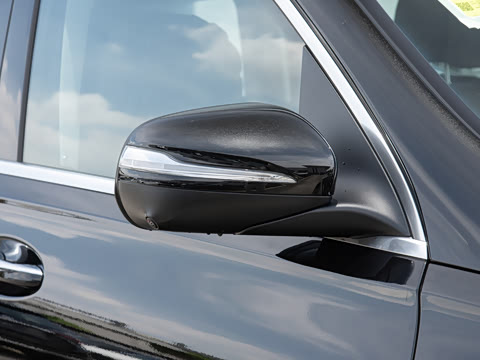 2026�� �Ŀ� GLS 450 4MATIC ������