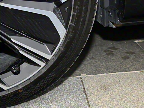 2025�� ����600 Max