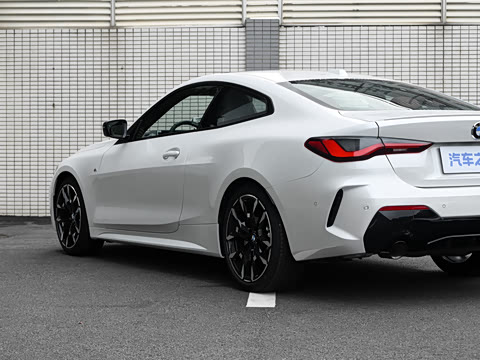 2026�� 430i M�˶���ҹ��װ