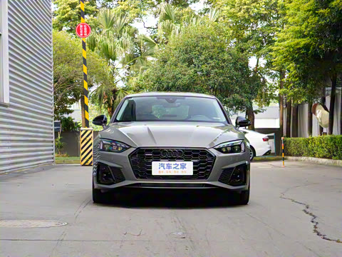 2025�� Sportback ��ذ� 40 TFSI quattro ����������