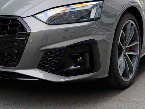 2025�� Sportback ��ذ� 40 TFSI quattro ����������
