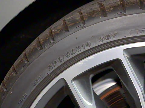 2025�� Sportback ��ذ� 40 TFSI quattro ����������