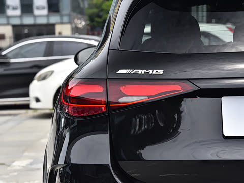 2026�� �Ŀ� AMG GLC 43 4MATIC