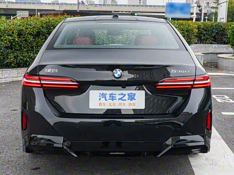 2026�� 530Li ������ M�˶���װ