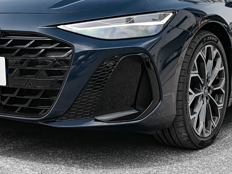 2026�� 2.0T quattro ������	