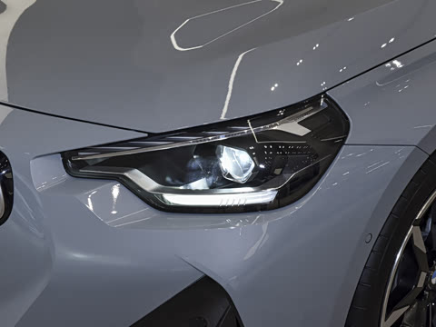 2026�� 225i M�˶���ҹ��װ