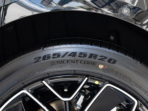 2026�� Ultra ���̰�