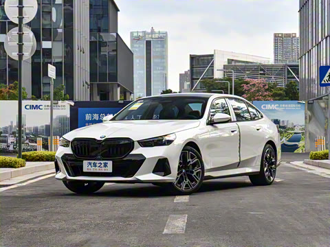 2026�� 530Li ������ M�˶���װ