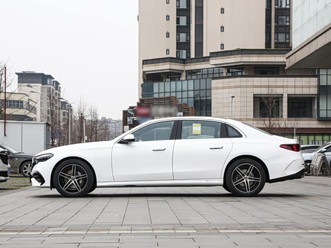 2026�� E 300 L �����˶���