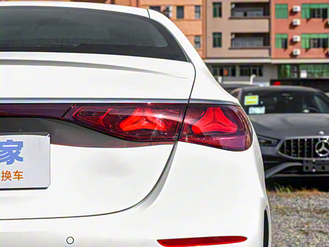 2026�� E 260 �˶���