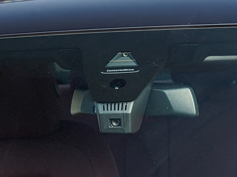 2026�� 330i M�˶���ҹ��װ